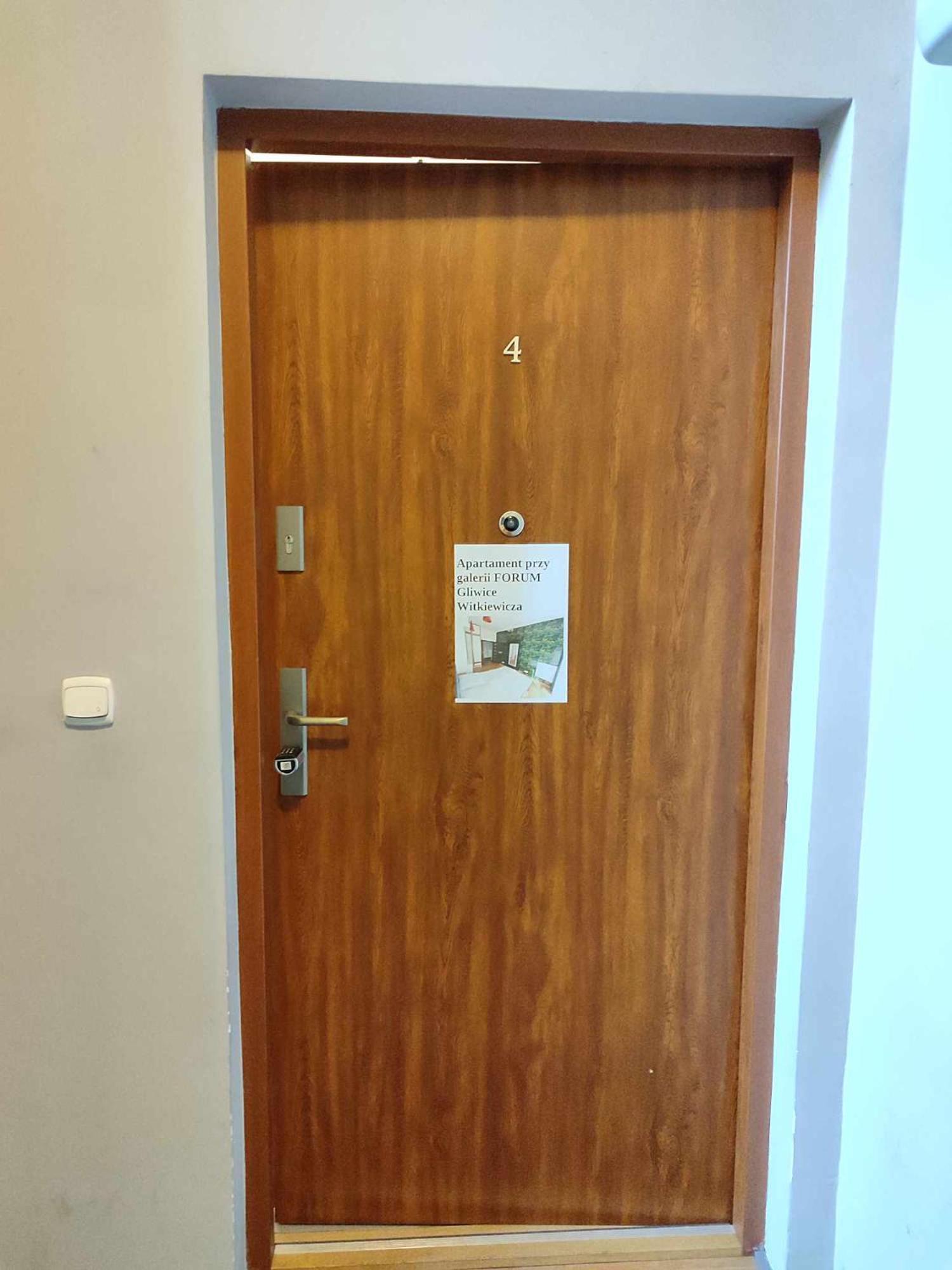 Apartament Przy Galerii Forum Gliwice Witkiewicza Экстерьер фото